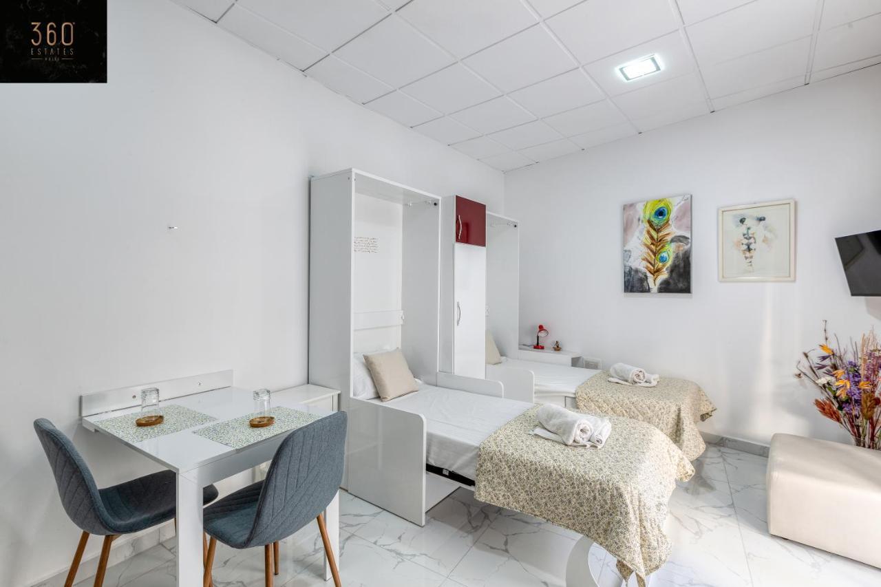 The Sliema Studio Stay By 360 Estates Bagian luar foto