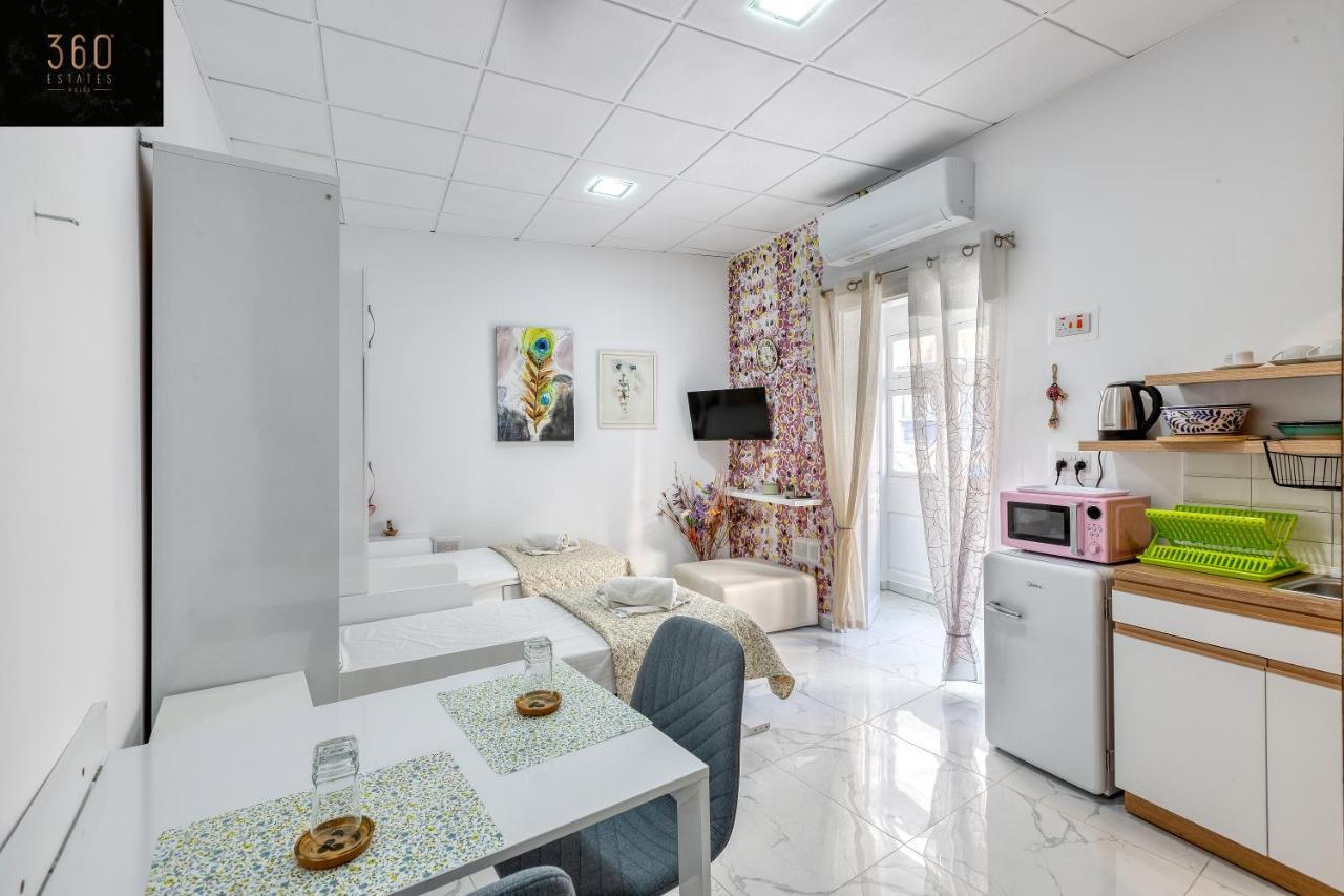 The Sliema Studio Stay By 360 Estates Bagian luar foto